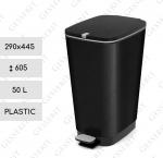Culoare: Negru Cos deseuri din plastic cu pedala Material: Plastic Dimensiuni: 290mm x 445mm 605mm